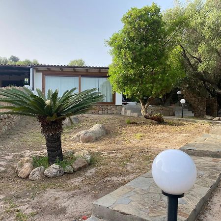 La Casita Di Tito Villa Pittulongu Exteriör bild